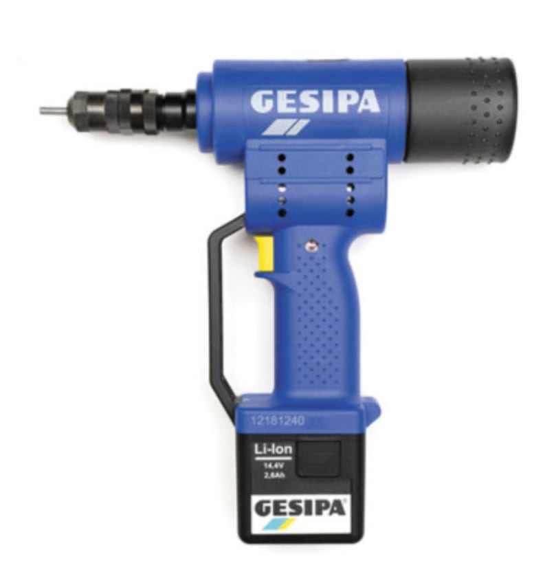 Заклепочник резьбовой аккумуляторный M3-M10